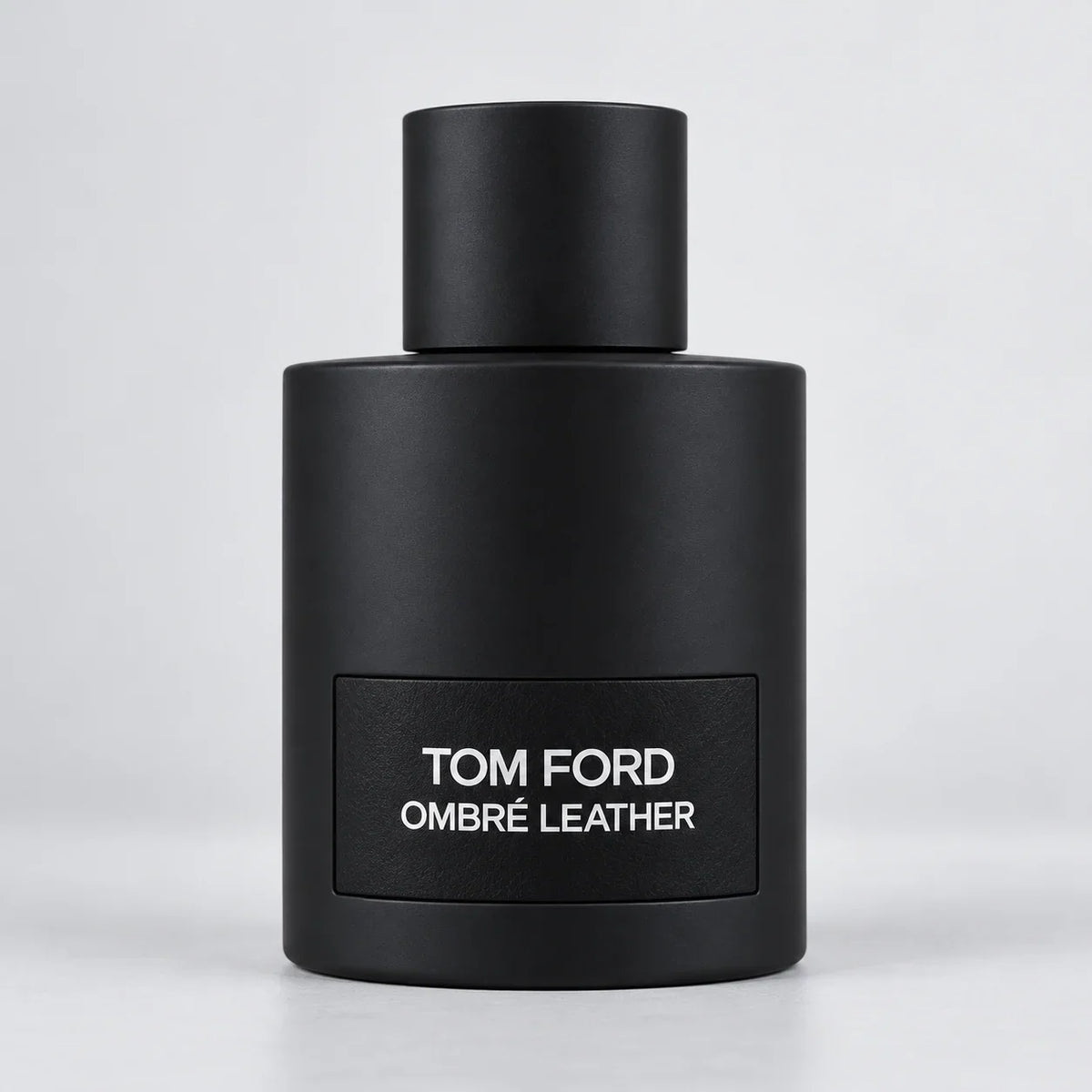 Tom Ford Ombre Leather photograph 2